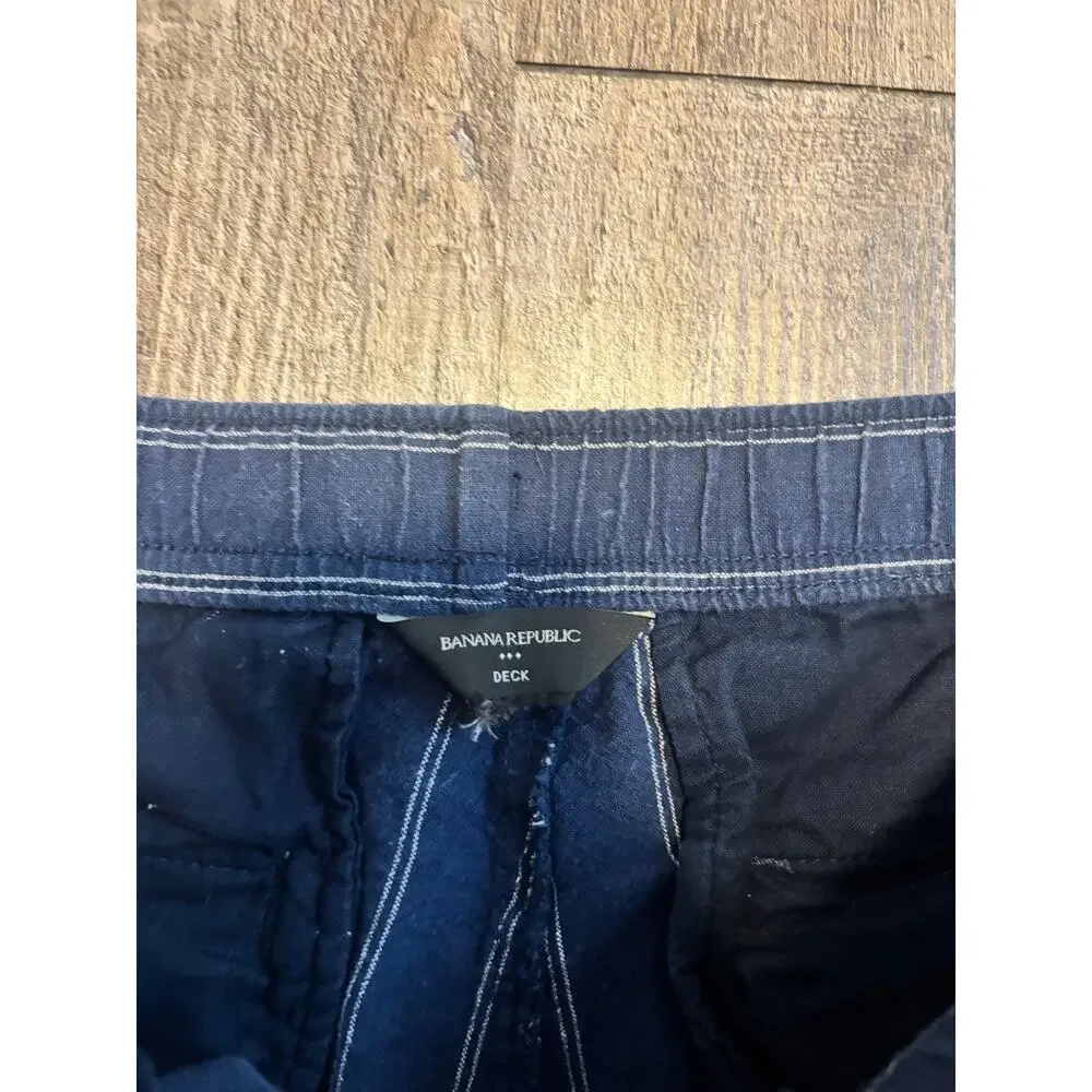 Banana Republic me flaws
